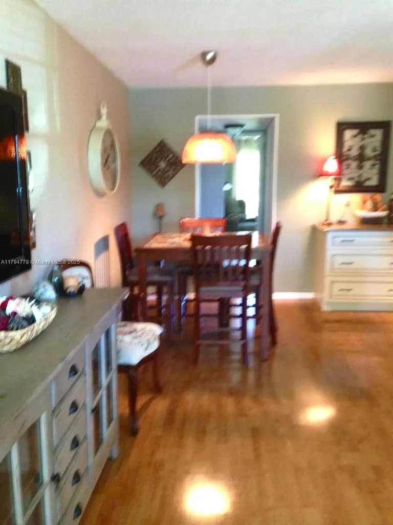 197 Kent L West Palm Beach FL 33417