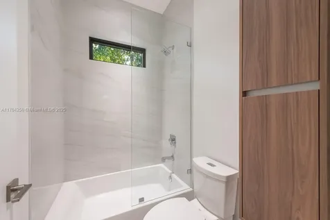 6616 SW 64th Avenue South Miami FL 33143