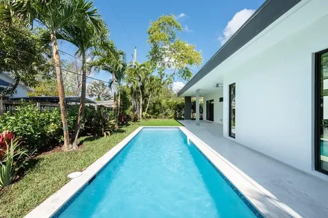 6616 SW 64th Avenue South Miami FL 33143