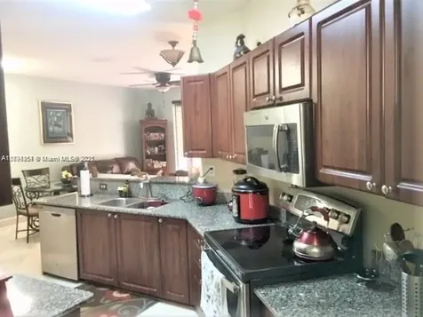 4854 NW 110th Place Doral FL 33178