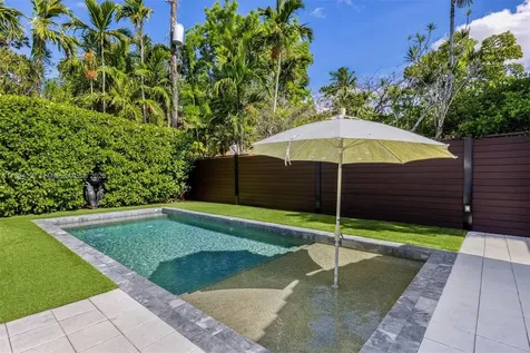 712 NE 72nd Street Miami FL 33138