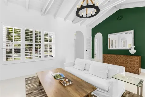 712 NE 72nd Street Miami FL 33138