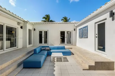 712 NE 72nd Street Miami FL 33138