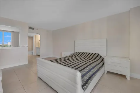 100 Bayview Drive Sunny Isles Beach FL 33160
