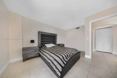 100 Bayview Drive Sunny Isles Beach FL 33160