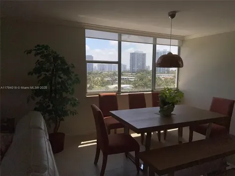 3180 S Ocean Drive Hallandale Beach FL 33009