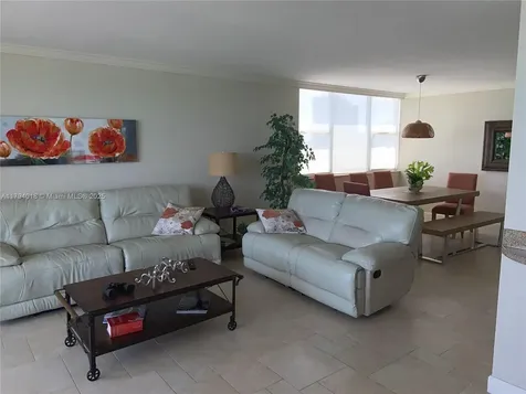 3180 S Ocean Drive Hallandale Beach FL 33009