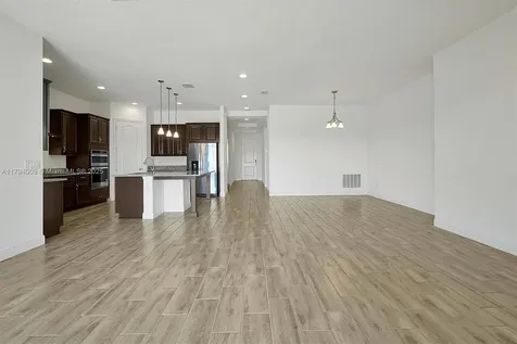 10652 Woodrow Drive Orlando FL 32832