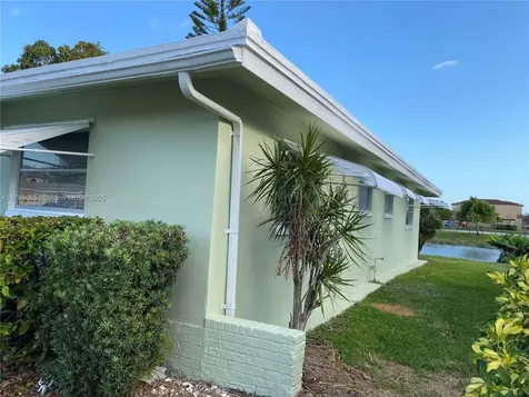 5009 NW 51st Court Tamarac FL 33319