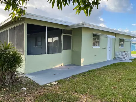 5009 NW 51st Court Tamarac FL 33319