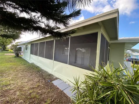 5009 NW 51st Court Tamarac FL 33319