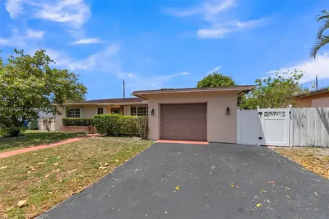 700 NW 76th Avenue Pembroke Pines FL 33024