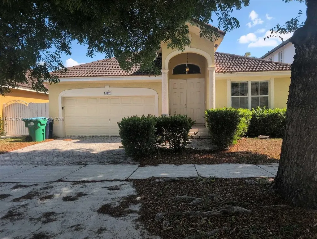 16426 SW 81st Terrace Miami FL 33193