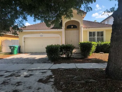 16426 SW 81st Terrace Miami FL 33193
