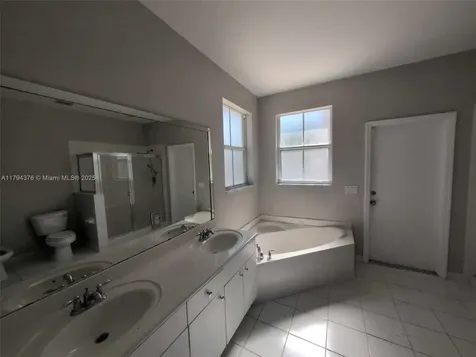16426 SW 81st Terrace Miami FL 33193
