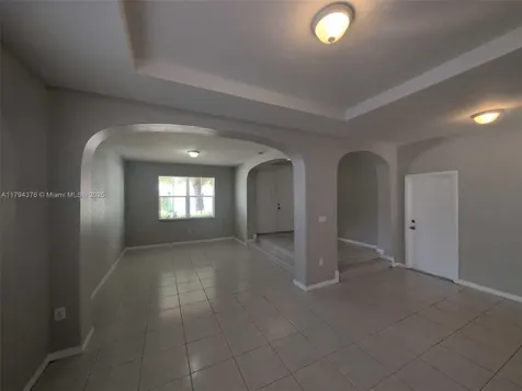 16426 SW 81st Terrace Miami FL 33193