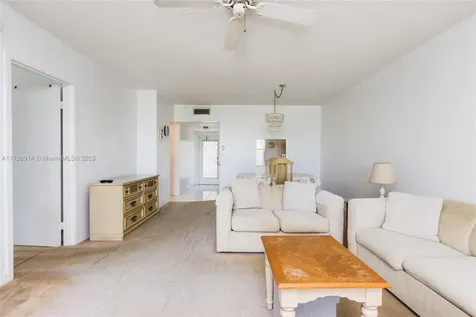 1005 Country Club Drive Margate FL 33063