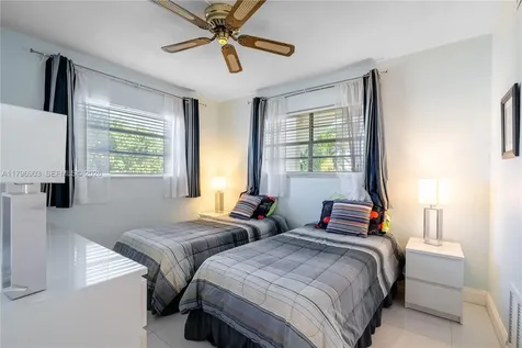 16900 NE 14th Avenue North Miami Beach FL 33162