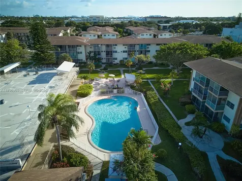 16900 NE 14th Avenue North Miami Beach FL 33162
