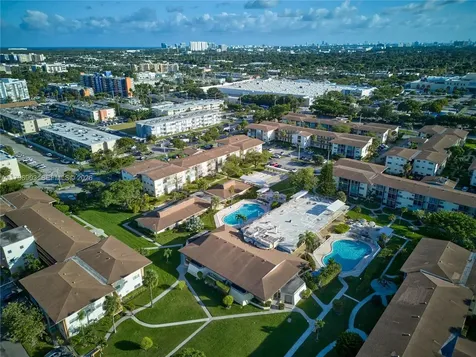 16900 NE 14th Avenue North Miami Beach FL 33162