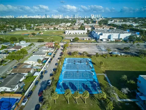 16900 NE 14th Avenue North Miami Beach FL 33162