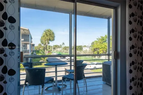16900 NE 14th Avenue North Miami Beach FL 33162