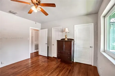 326 S 14th Avenue Hollywood FL 33020