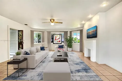 326 S 14th Avenue Hollywood FL 33020