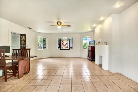 326 S 14th Avenue Hollywood FL 33020