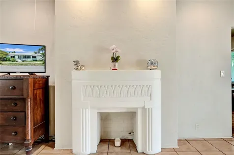 326 S 14th Avenue Hollywood FL 33020
