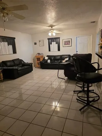11615 Lincoln Boulevard Miami FL 33176
