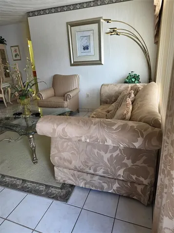 11615 Lincoln Boulevard Miami FL 33176