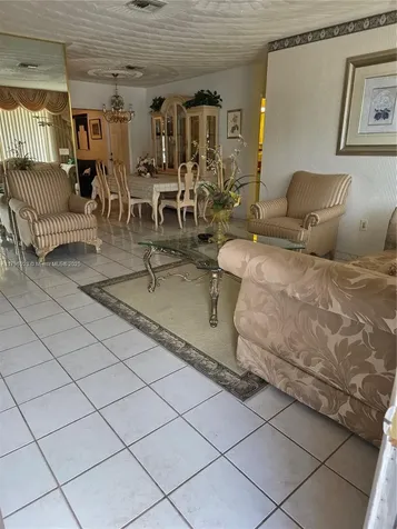 11615 Lincoln Boulevard Miami FL 33176