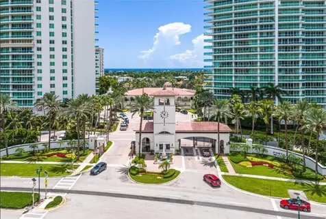 20165 NE 39 Place Aventura FL 33180