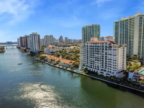 20165 NE 39 Place Aventura FL 33180