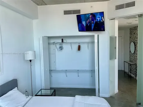 133 NE 2nd Avenue Miami FL 33132