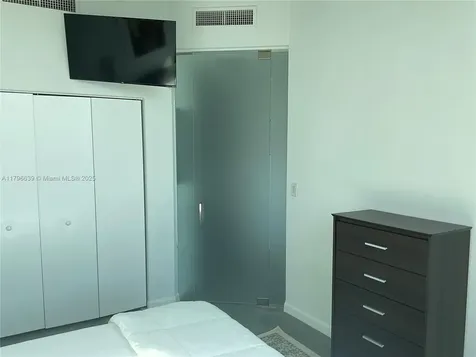 133 NE 2nd Avenue Miami FL 33132