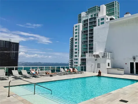 133 NE 2nd Avenue Miami FL 33132