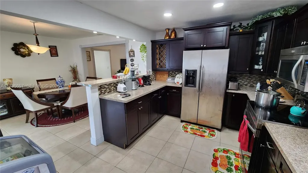 6881 Sheridan Street Hollywood FL 33024