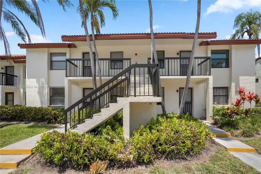 22053 Palms Way Boca Raton FL 33433