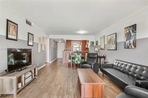 22053 Palms Way Boca Raton FL 33433