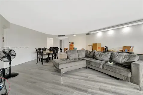1301 NE 191st Street Miami FL 33179