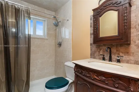 11475 SW 181st Street Miami FL 33157