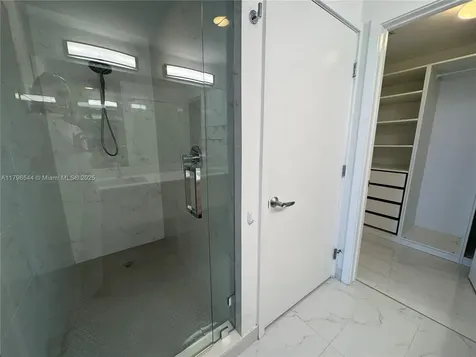 16385 Biscayne Boulevard North Miami Beach FL 33160