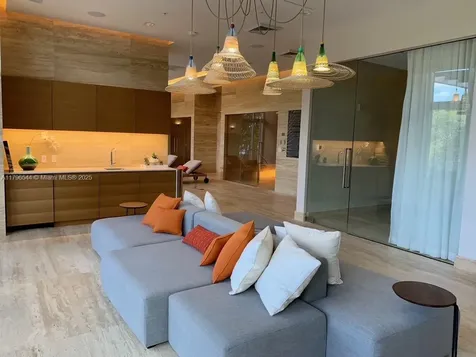 16385 Biscayne Boulevard North Miami Beach FL 33160