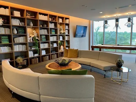 16385 Biscayne Boulevard North Miami Beach FL 33160