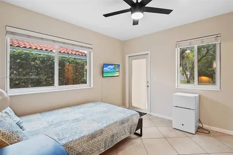 500 Oakwood Drive Miami Springs FL 33166