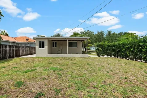 500 Oakwood Drive Miami Springs FL 33166