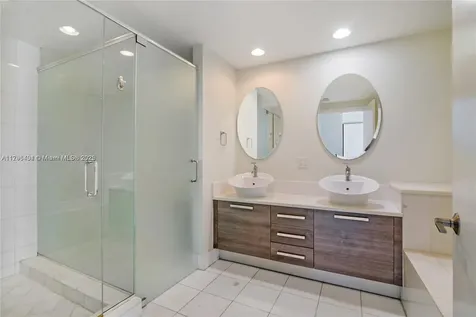 2950 NE 188th Street Aventura FL 33180