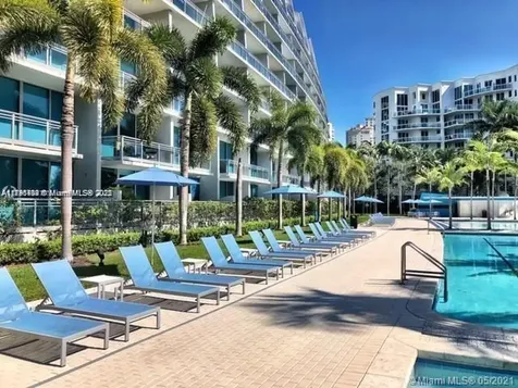 2950 NE 188th Street Aventura FL 33180